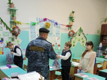 Подарки от судебных приставов