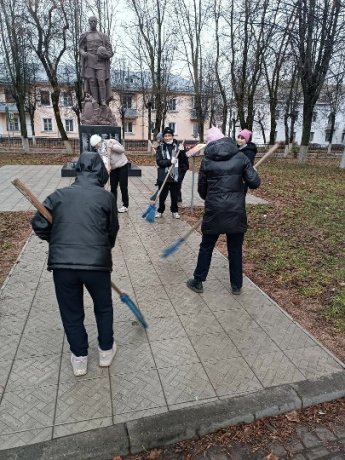 Уборка воинских захоронений